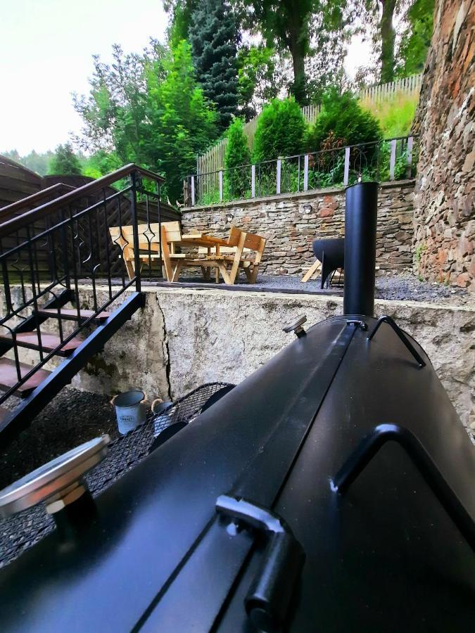 ヤーヒモフ Casa Santiniヴィラ エクステリア 写真