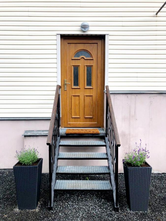 ヤーヒモフ Casa Santiniヴィラ エクステリア 写真
